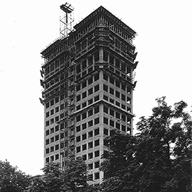 Construction of the Vienna Ringturm building, 1952 (photo, © Archiv Boltenstern)