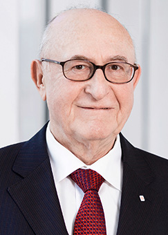 Günter Geyer (Chairman of the Supervisory Board) (photo, © Ian Ehm)